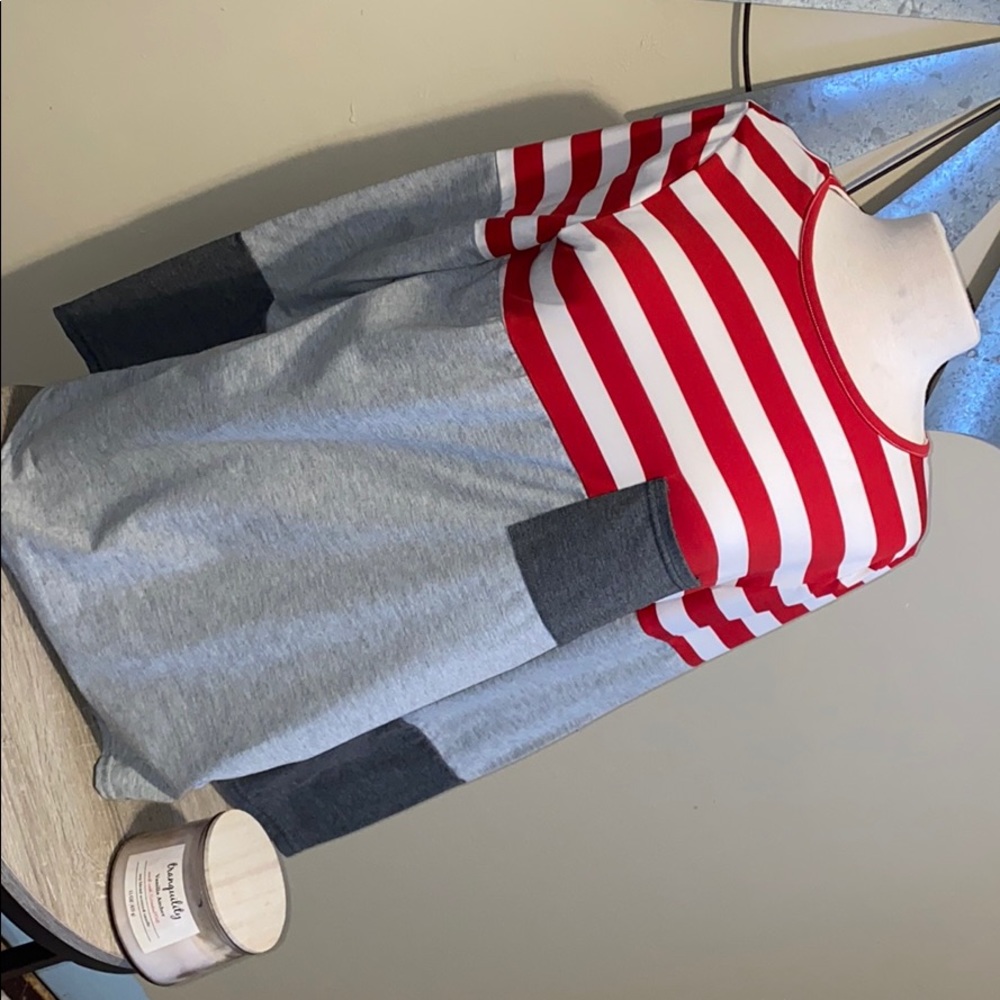 BLYS 💋 COLOR BLOCK TOP